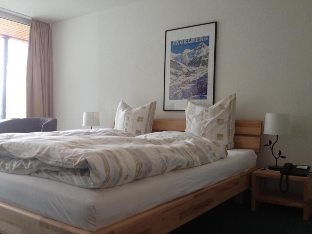 Hotel Hahnenblick Engelberg Szoba fotó