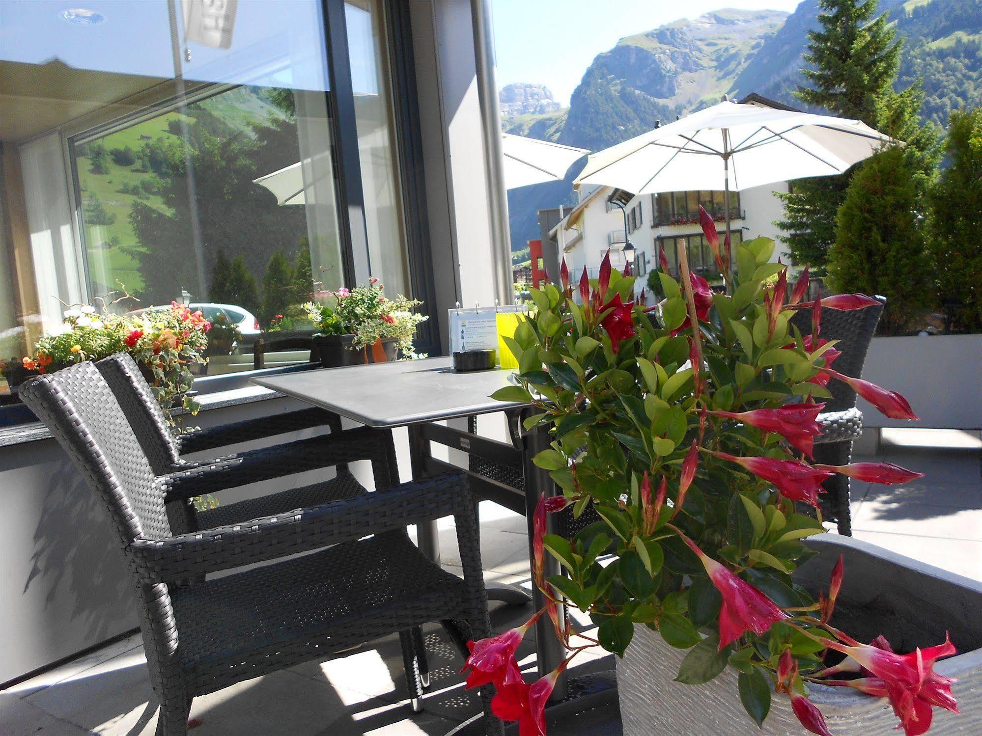 Hotel Hahnenblick Engelberg Kültér fotó